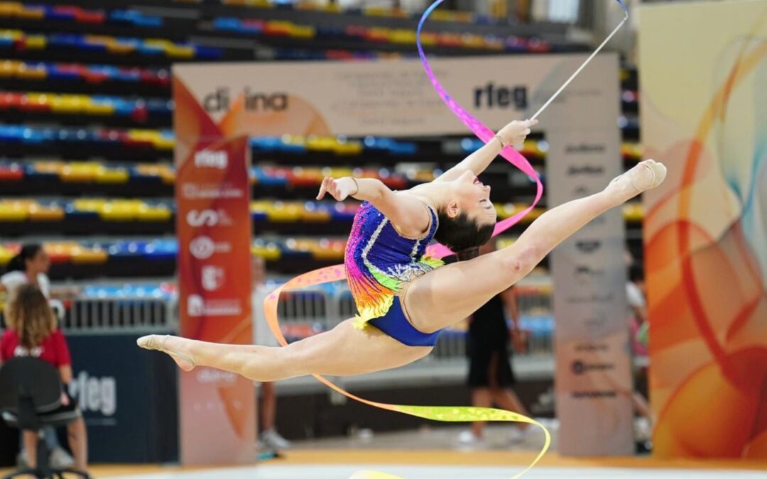 NEREA OLMOS DEL C.G.LOGROÑO FICHADA EN 1° DIVISION*