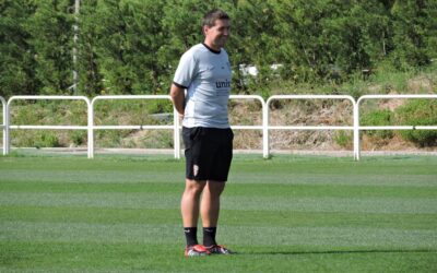 Unai Mendia continuará como técnico del Logroñés en Primera RFEF