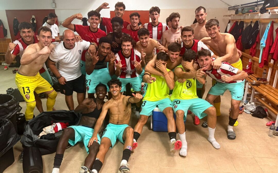 La Unión Deportiva Logroñés sigue líder  tras ganar en el descuento al Mérida.