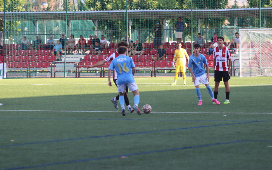 Peña Sport supera a la S.D. Logroñés en el partido disputado este sábado.